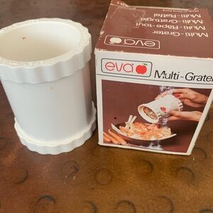 Vintage Eva Multi Grater Stainless Steel Blade Food Grater Cheese Grinder White